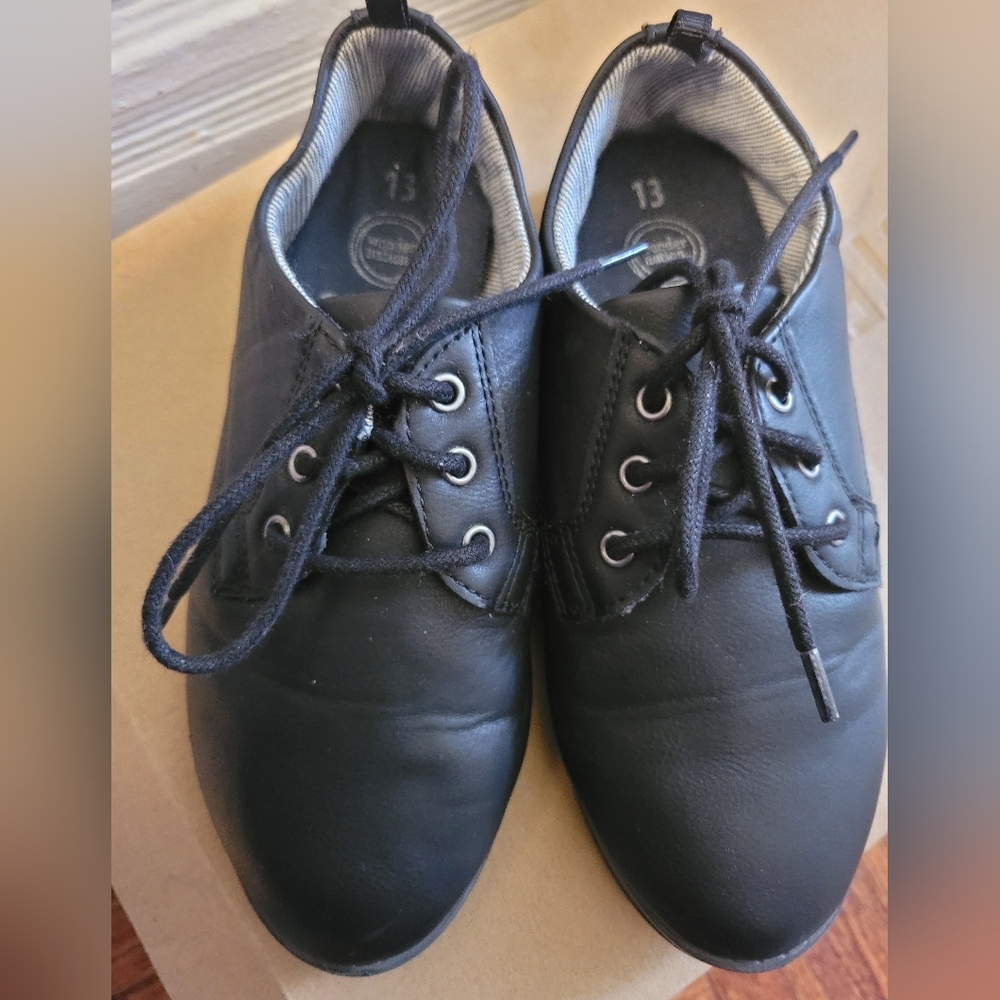 Wondernation Boys Black Lace-Up Shoes Sz13